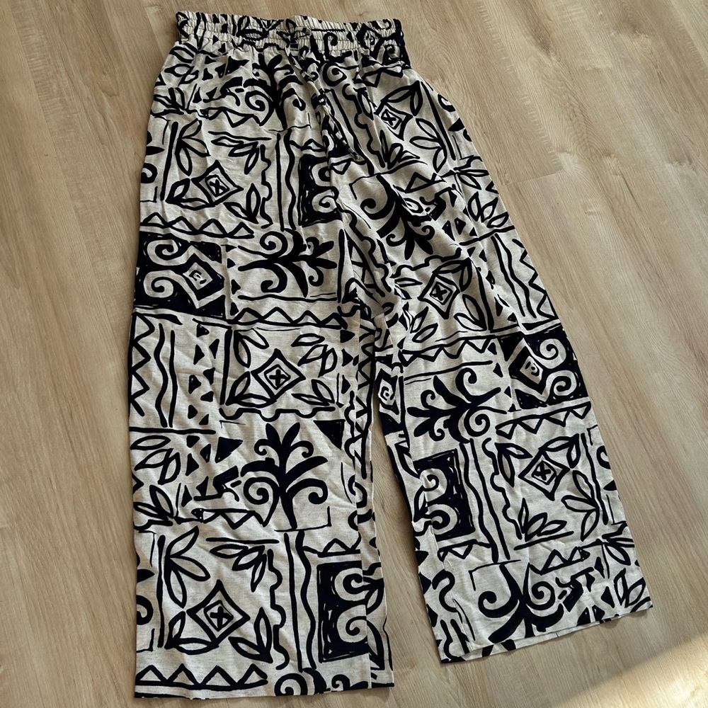 Navy Blue and White Patterned Lightweight Wide Legged Pants